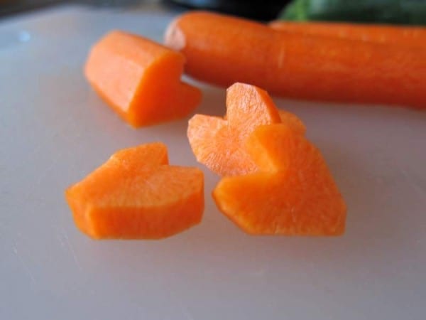 heart-shaped-carrots-and-zucchini-foodlets