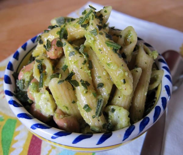 penne pasta with pesto and beans