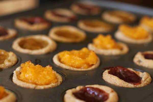 fruit tarts in the pan, foodlets