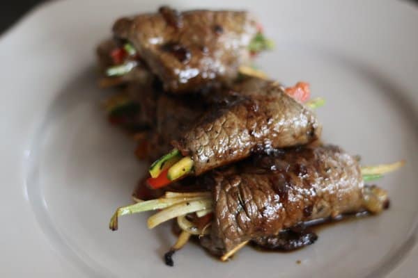 balsamic steak rollups with veggies, foodlets