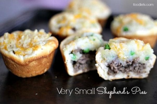 http://foodlets.com/wp-content/uploads/2014/03/very-small-shepherds-pies-foodlets.jpg