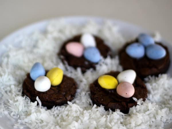 brownie birds' nests for Easter, foodlets.com