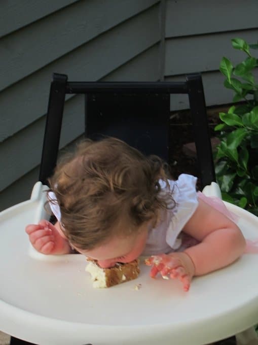 Violet's technique for eating cake