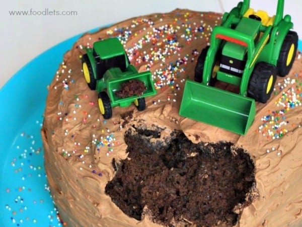 tractor cake up close foodlets