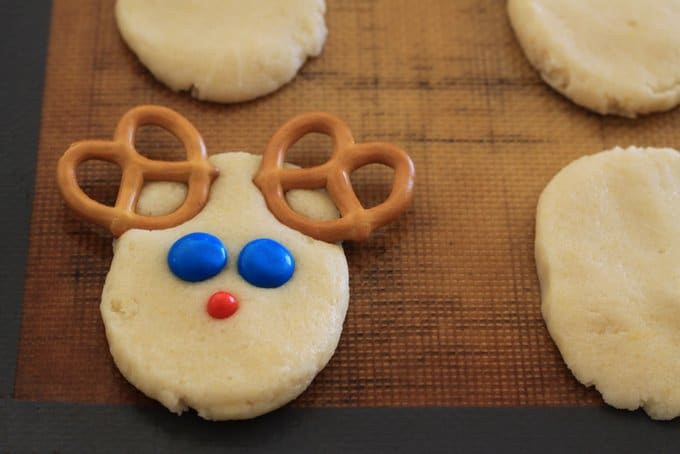 reindeer sugar cookies, unbaked