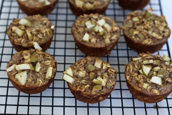 apple cinnamon oat muffins out of the oven