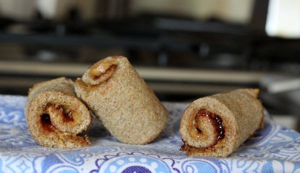 peanut butter and jelly rolly pollies on Foodlets