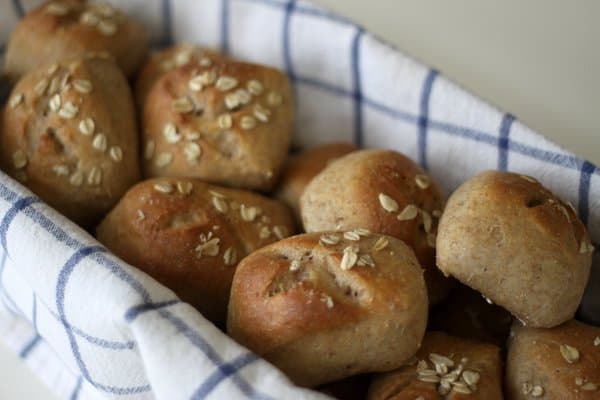 homemade rolls with yogurt and flax, foodlets