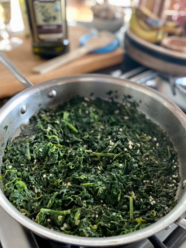 frozen spinach recipe, sauteed spinach with garlic