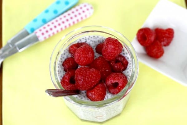 chia seed pudding berries
