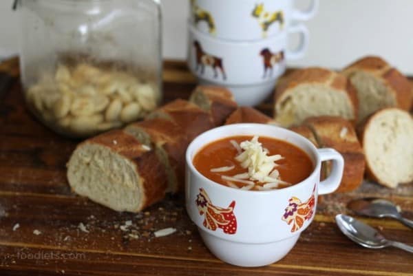 creamy tomato soup with white beans crackers