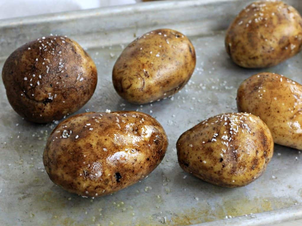 How to Make the Best Baked Potatoes Ever Foodlets