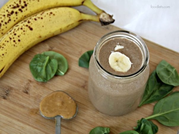 chunky monkey smoothie with spinach